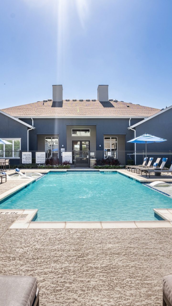 the pool at The Landmark at Crowley