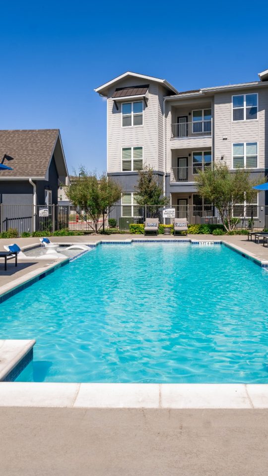 the pool at The Landmark at Crowley